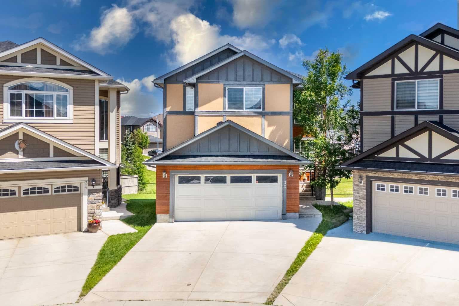 30 Saddlelake View NE