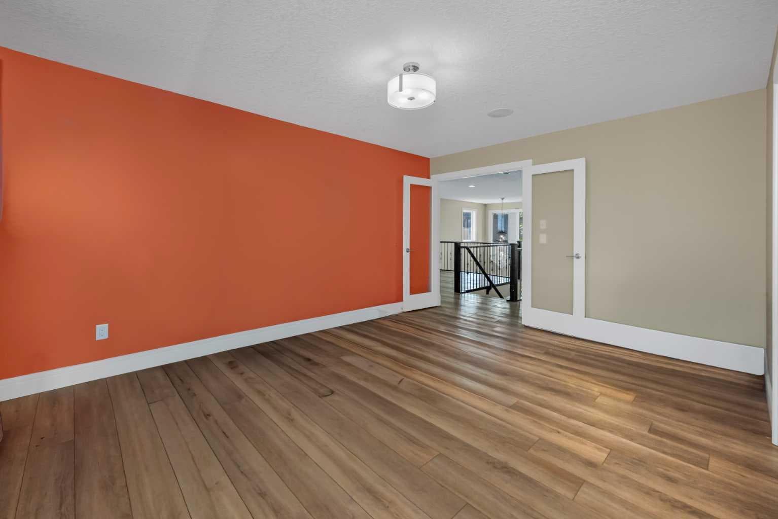 30 Saddlelake View NE