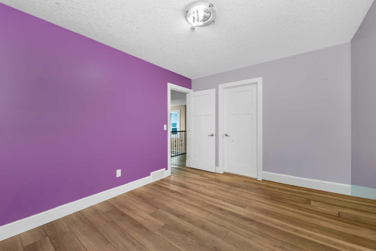 30 Saddlelake View NE