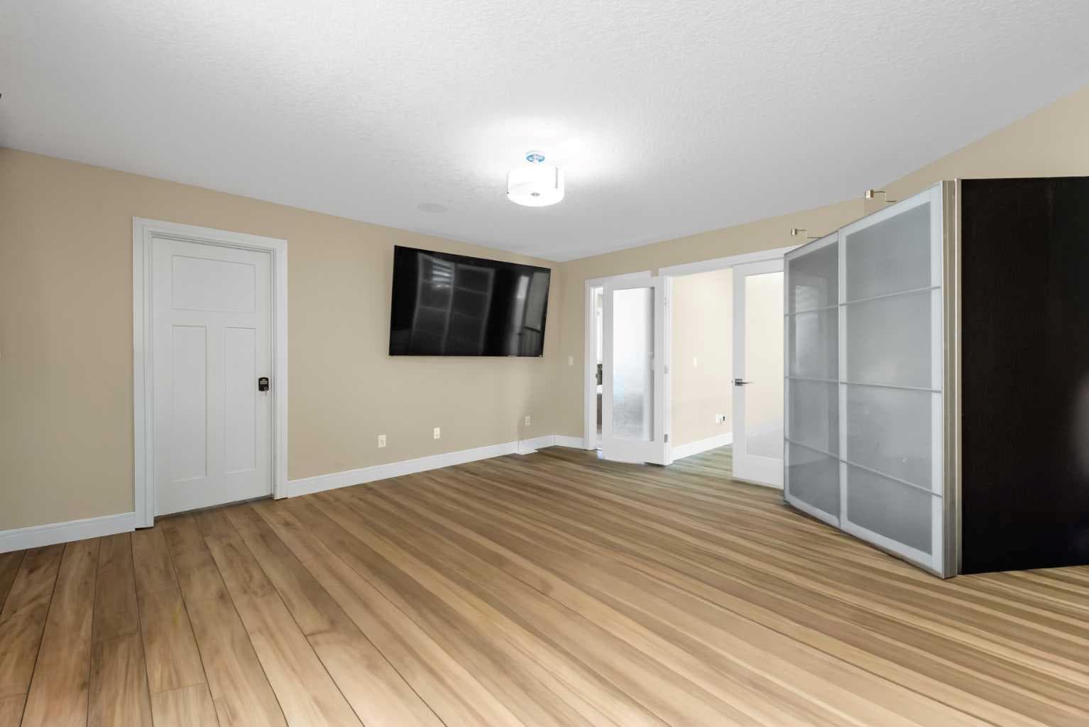 30 Saddlelake View NE