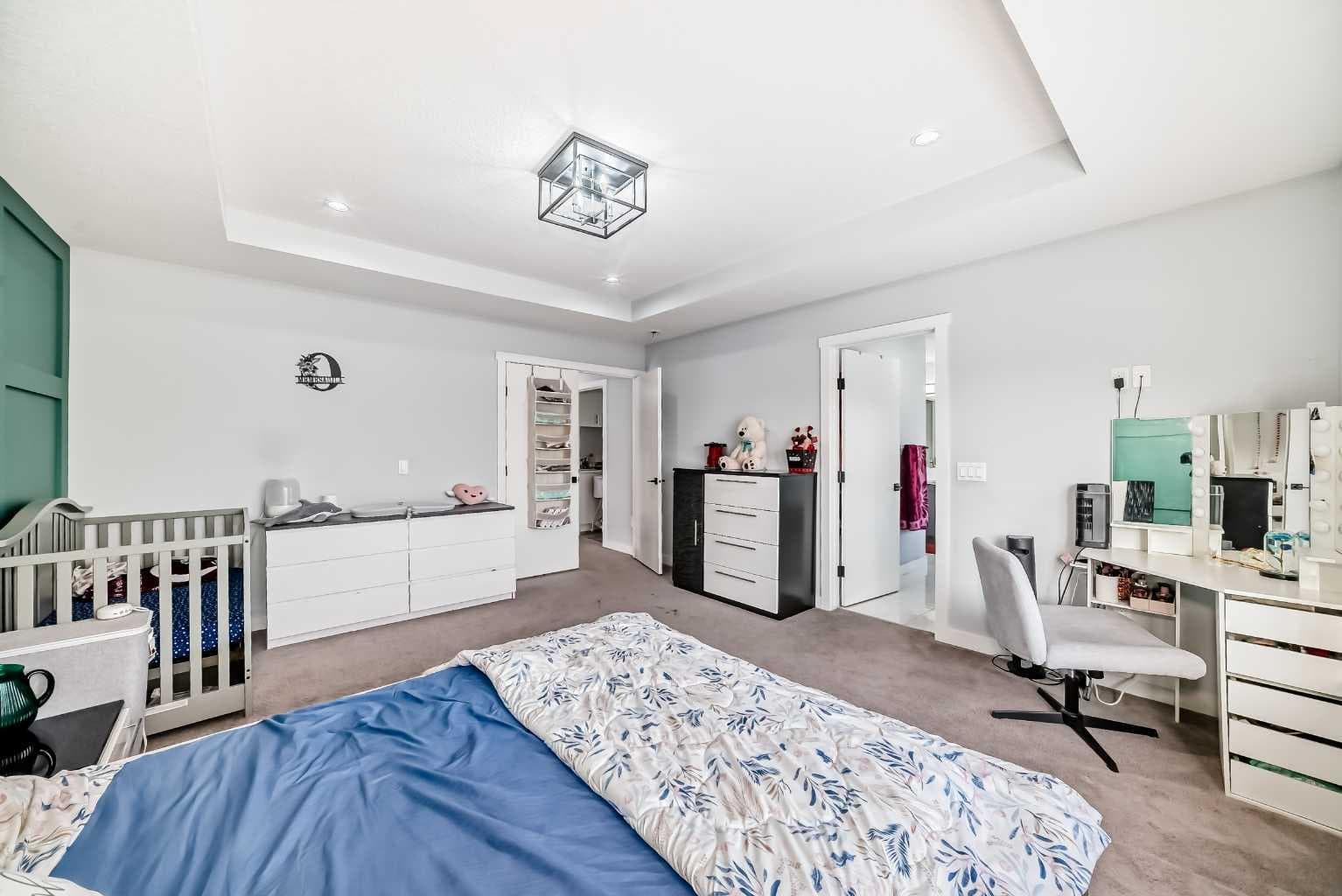 2 Chelsea Bay 
