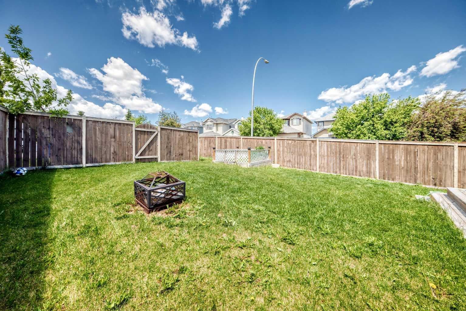 205 Hidden Hills Place NW