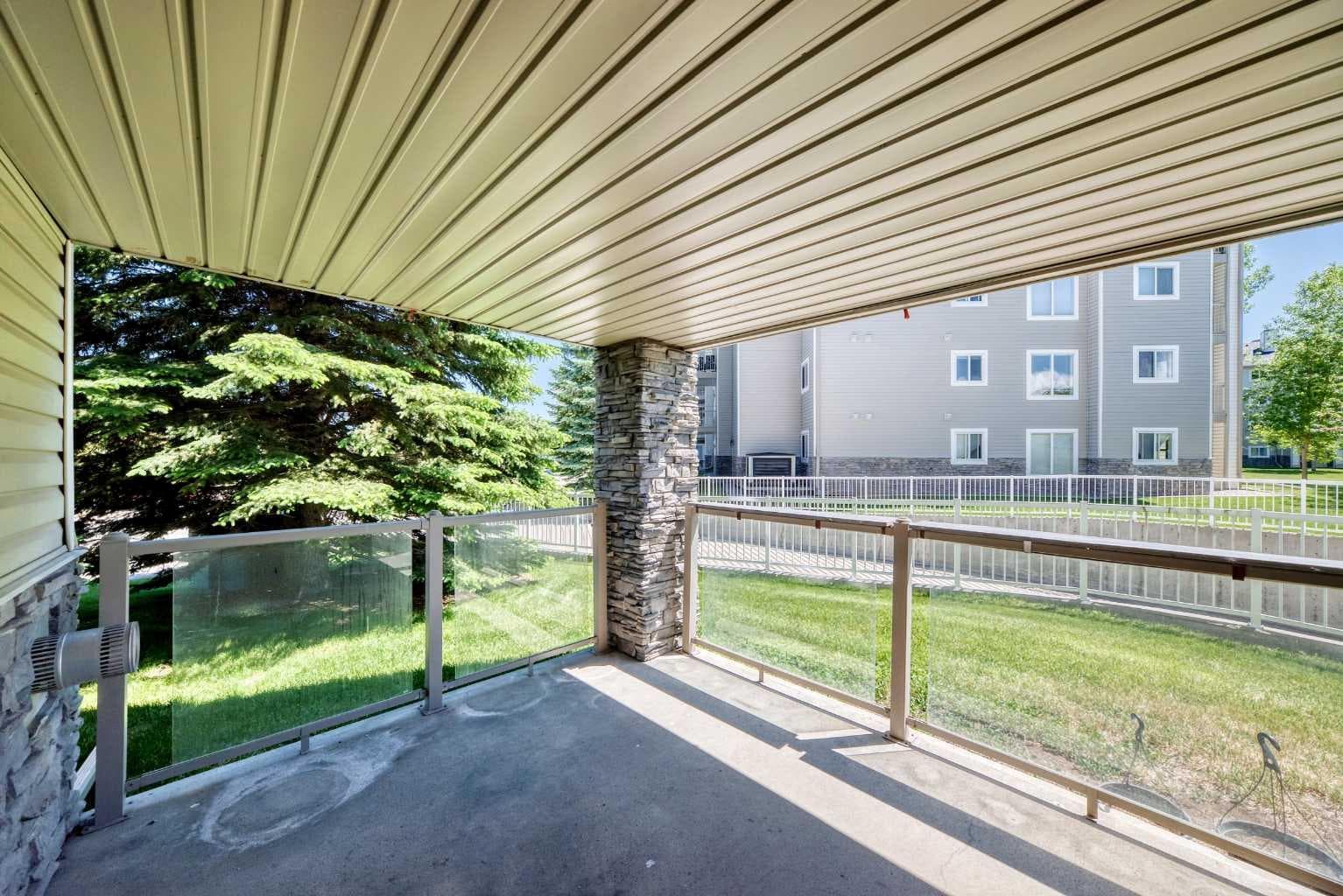 109, 5500 Somervale Court SW