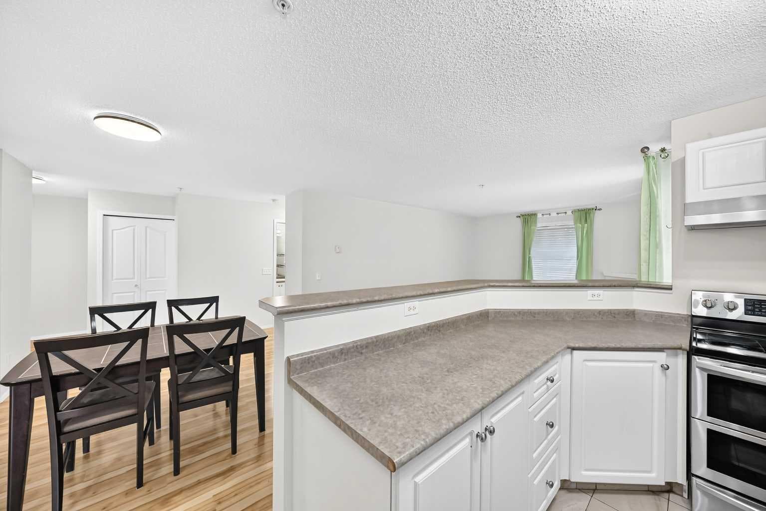 109, 5500 Somervale Court SW