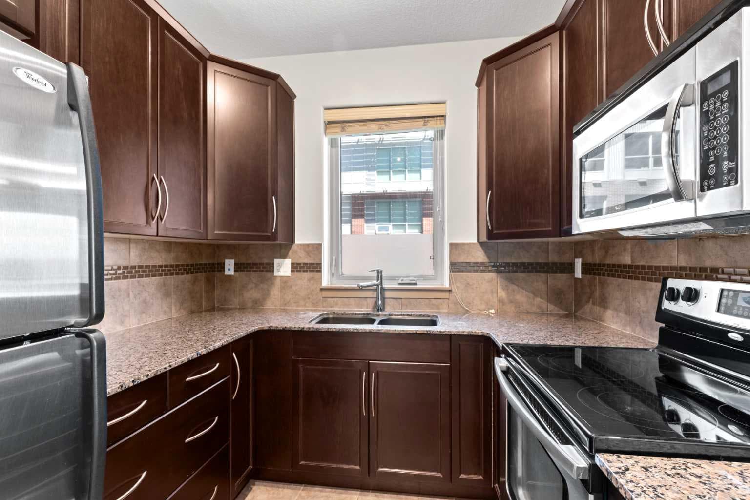 316, 35 Inglewood Park SE