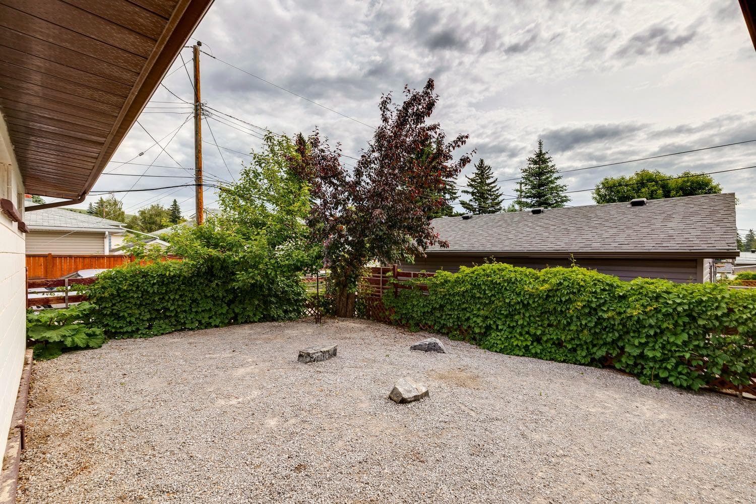 2144 Chilcotin Road NW