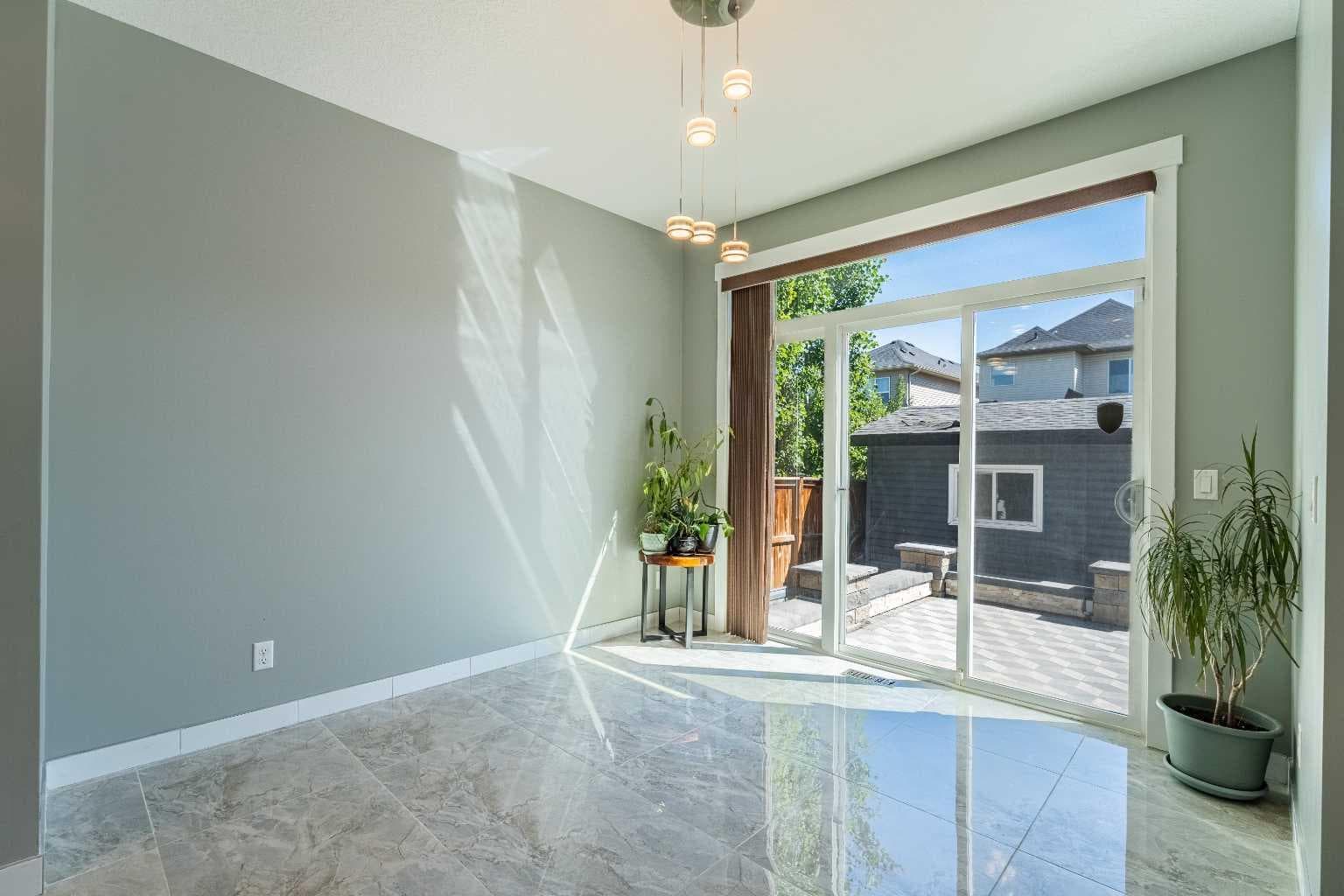 136 Legacy Circle SE