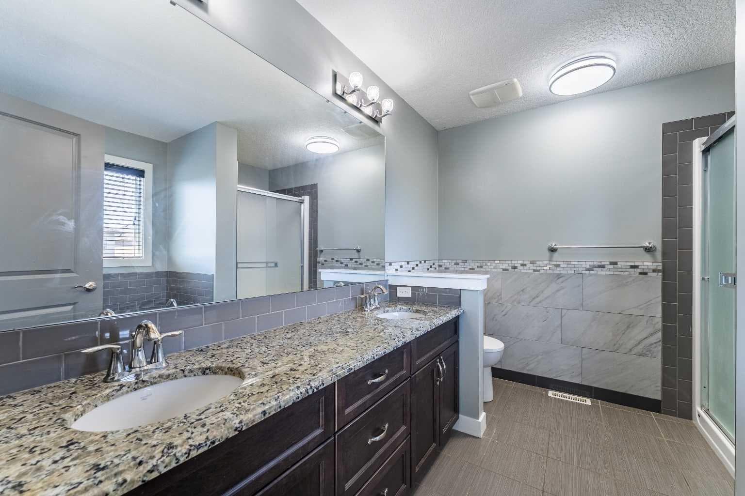 136 Legacy Circle SE