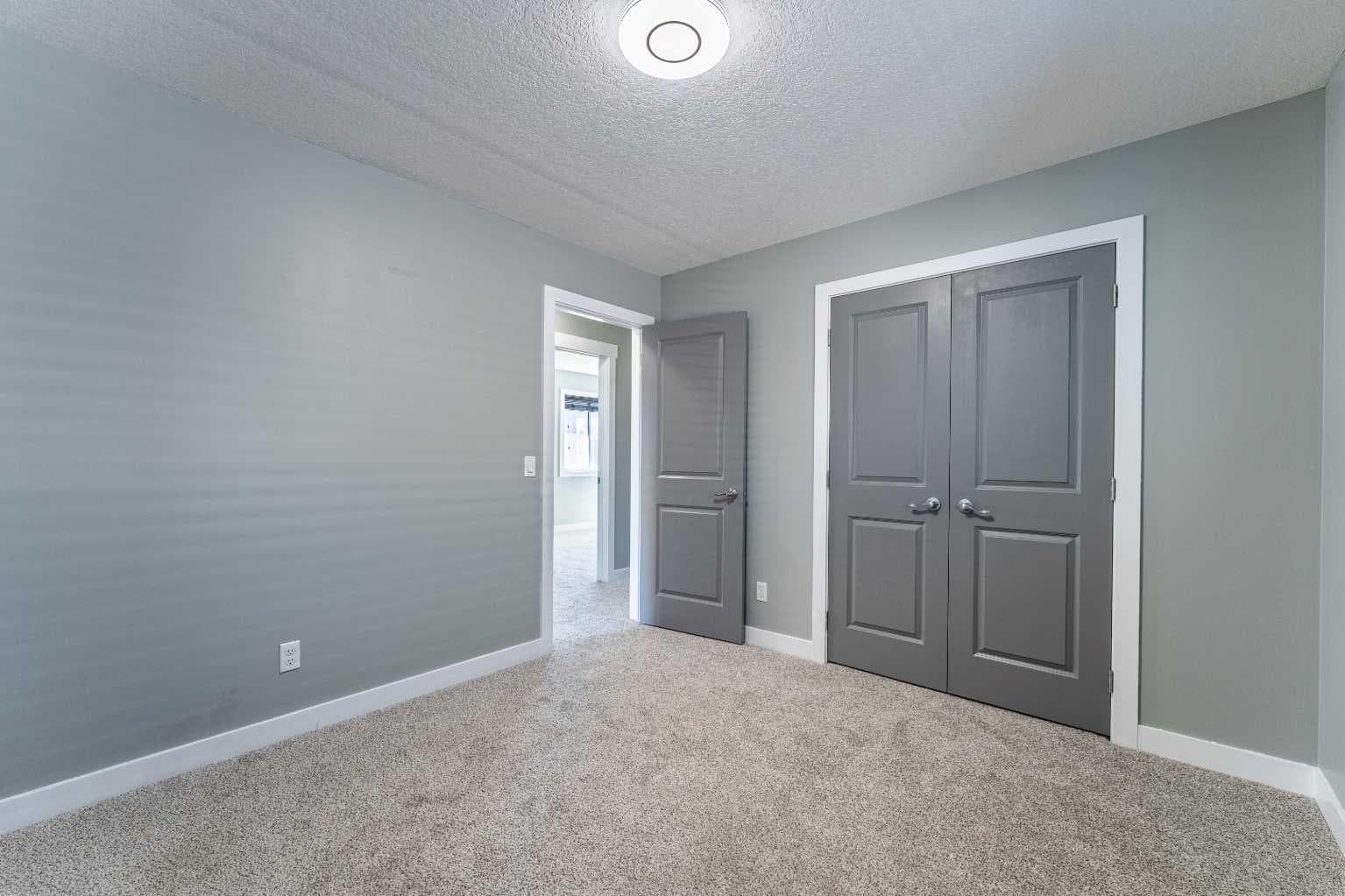 136 Legacy Circle SE