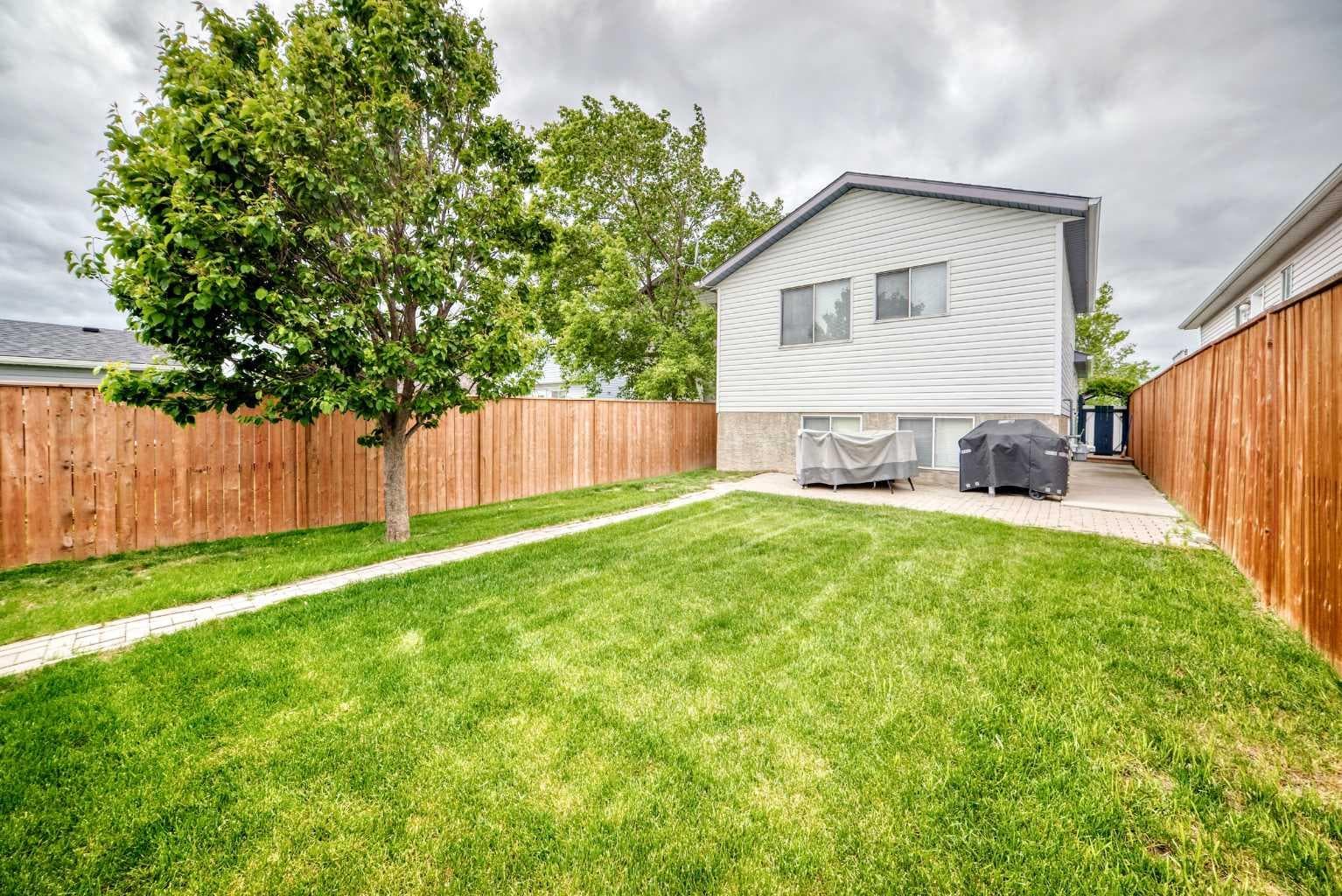 57 San Diego Way NE