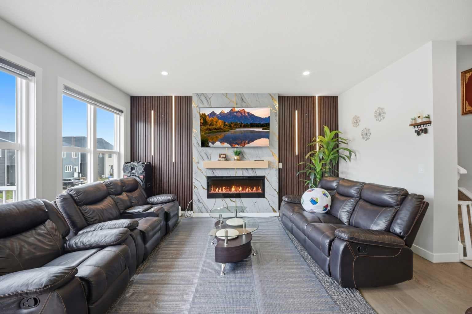 241 Homestead Crescent NE