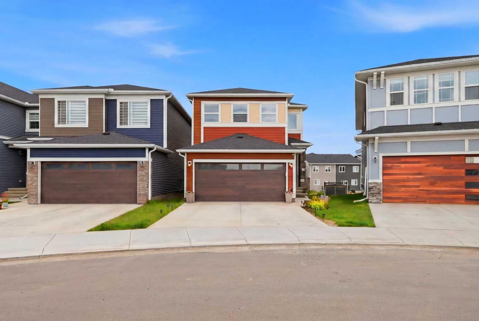 241 Homestead Crescent NE