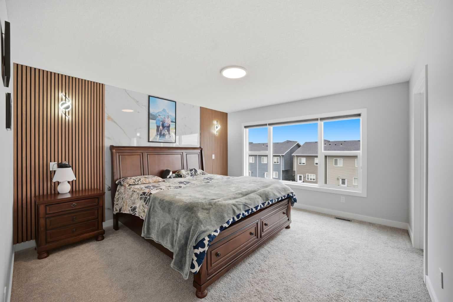 241 Homestead Crescent NE