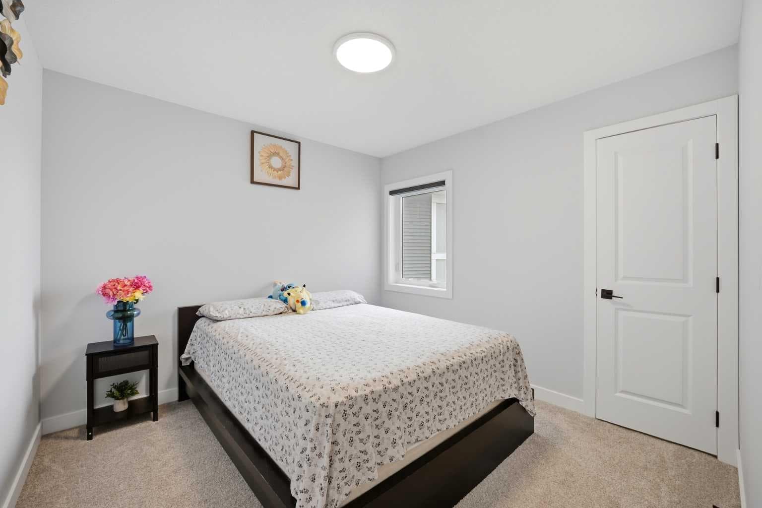 241 Homestead Crescent NE