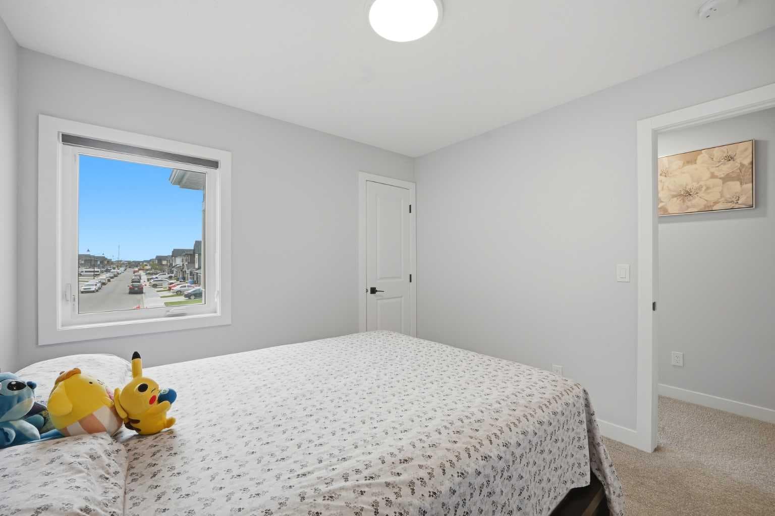 241 Homestead Crescent NE