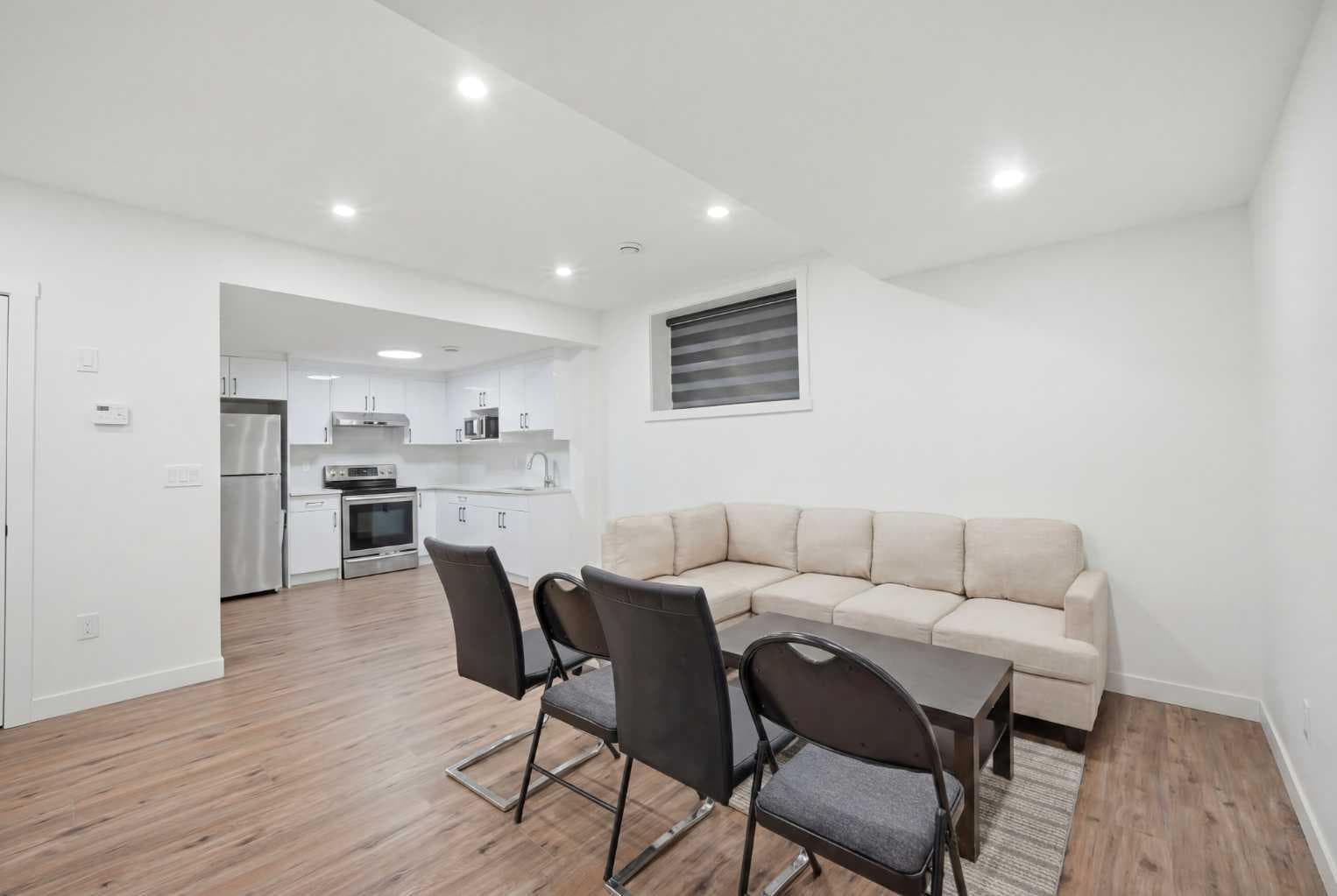 241 Homestead Crescent NE