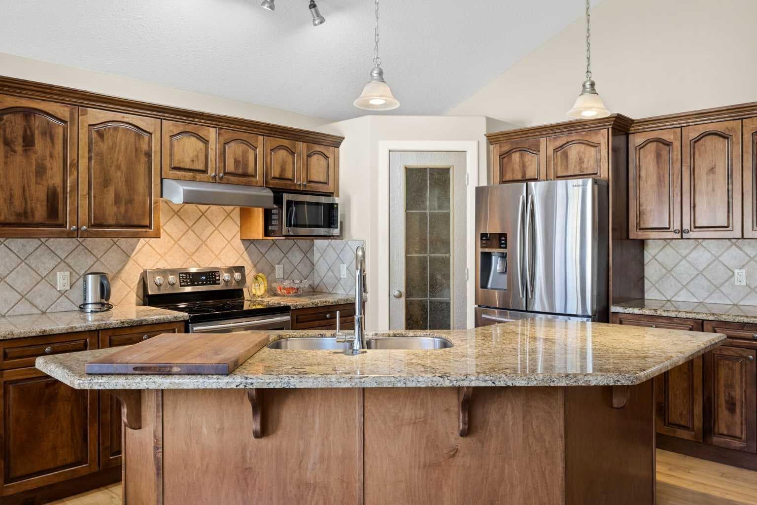 93 Coach Court SW