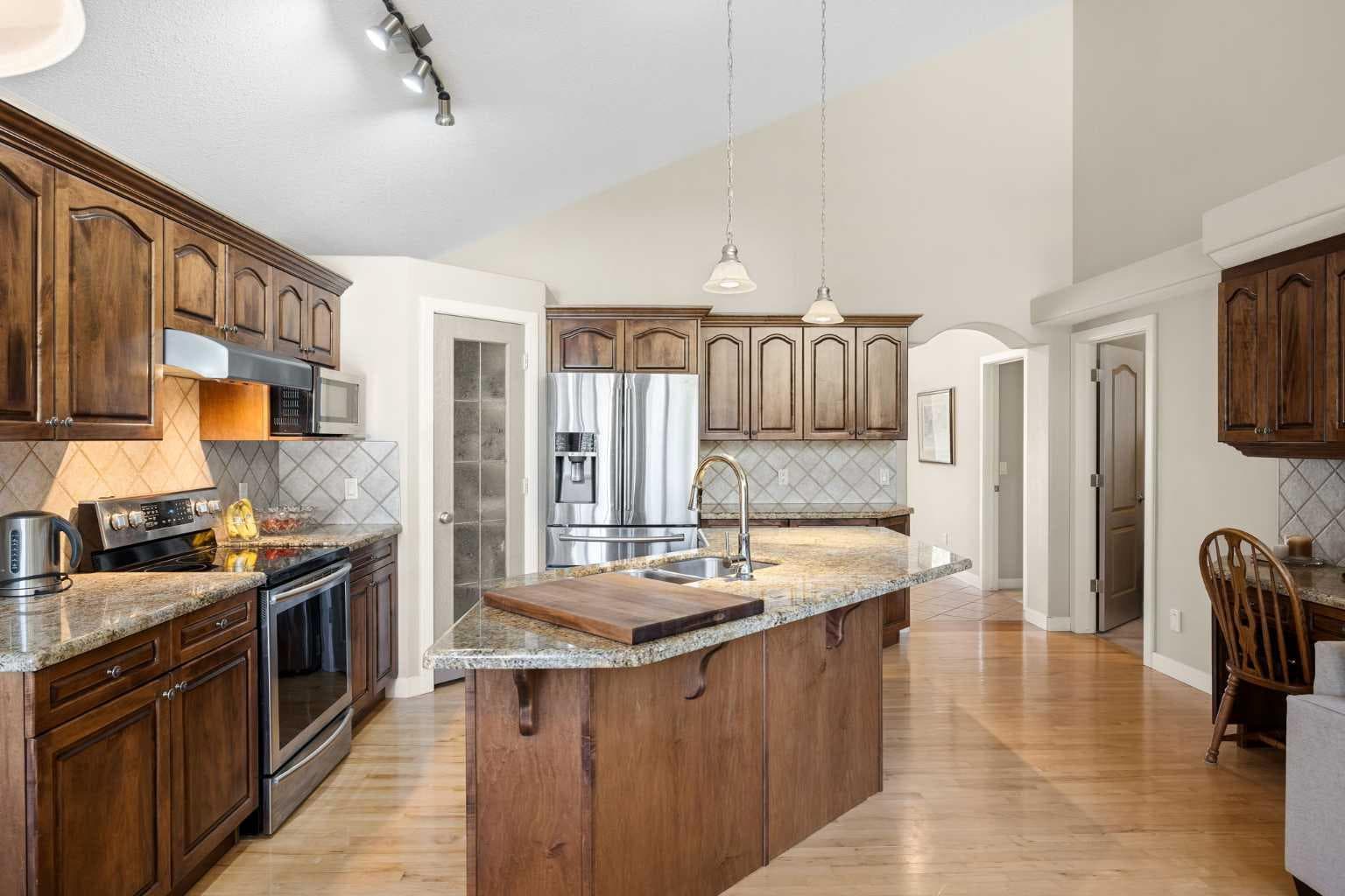 93 Coach Court SW
