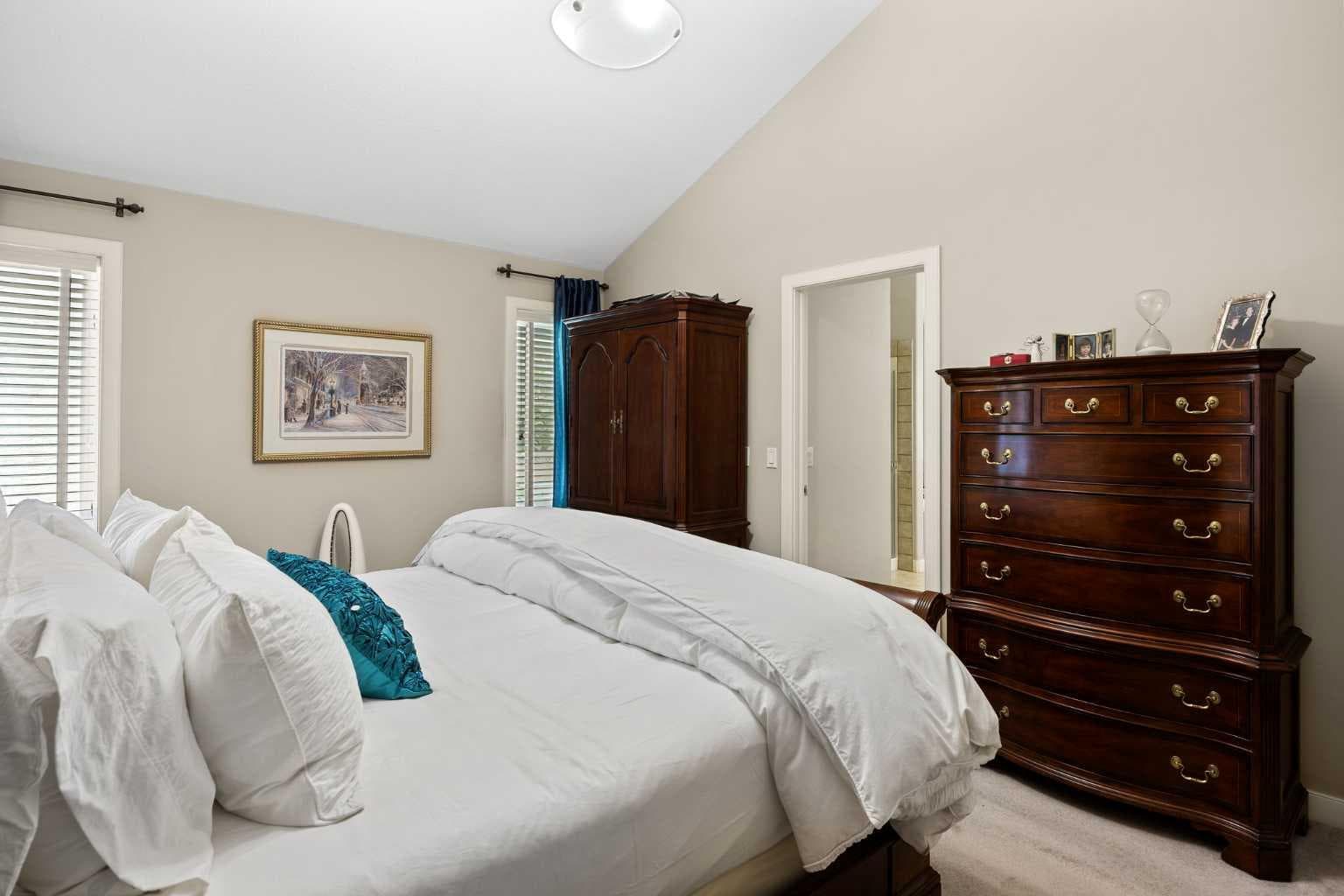 93 Coach Court SW