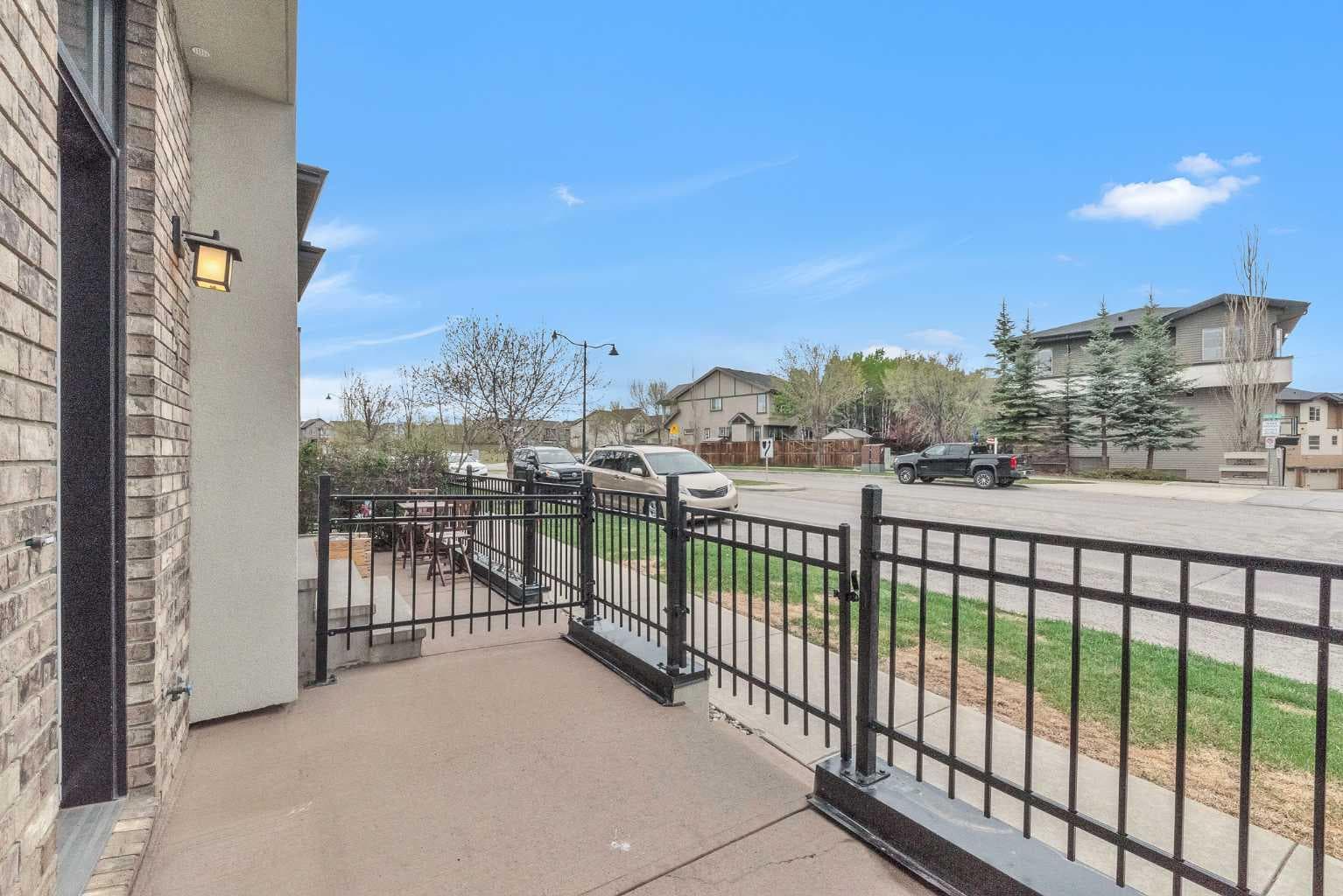 55 Aspen Hill Green SW