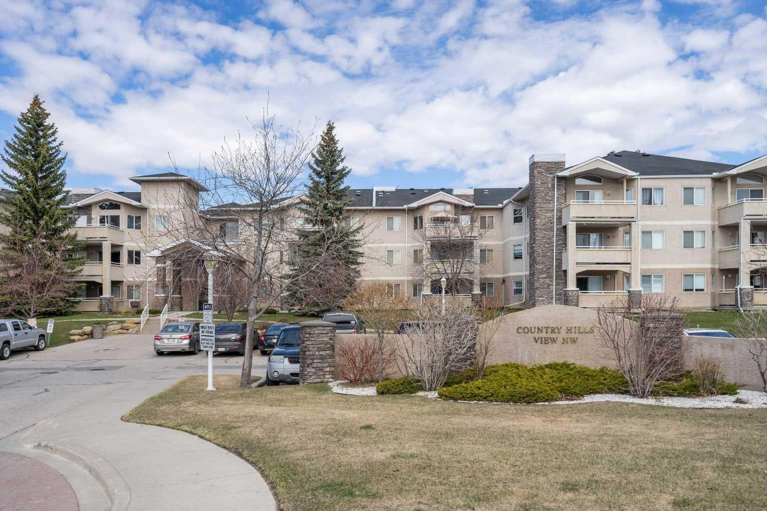 217, 26 Country Hills View NW