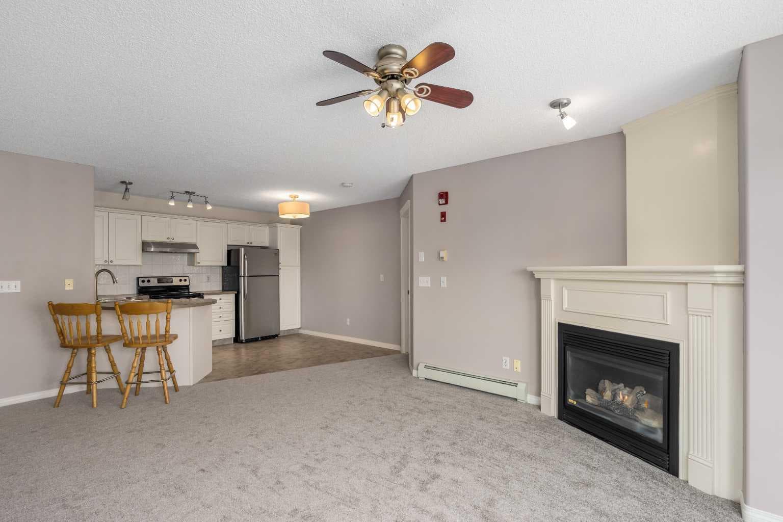 217, 26 Country Hills View NW