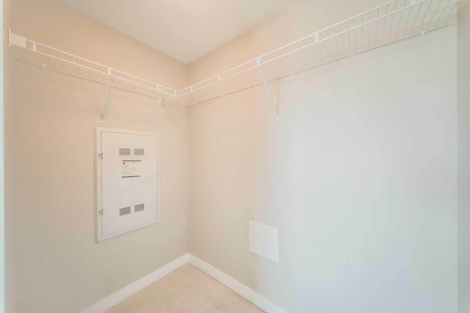 6305, 302 Skyview Ranch Drive NE