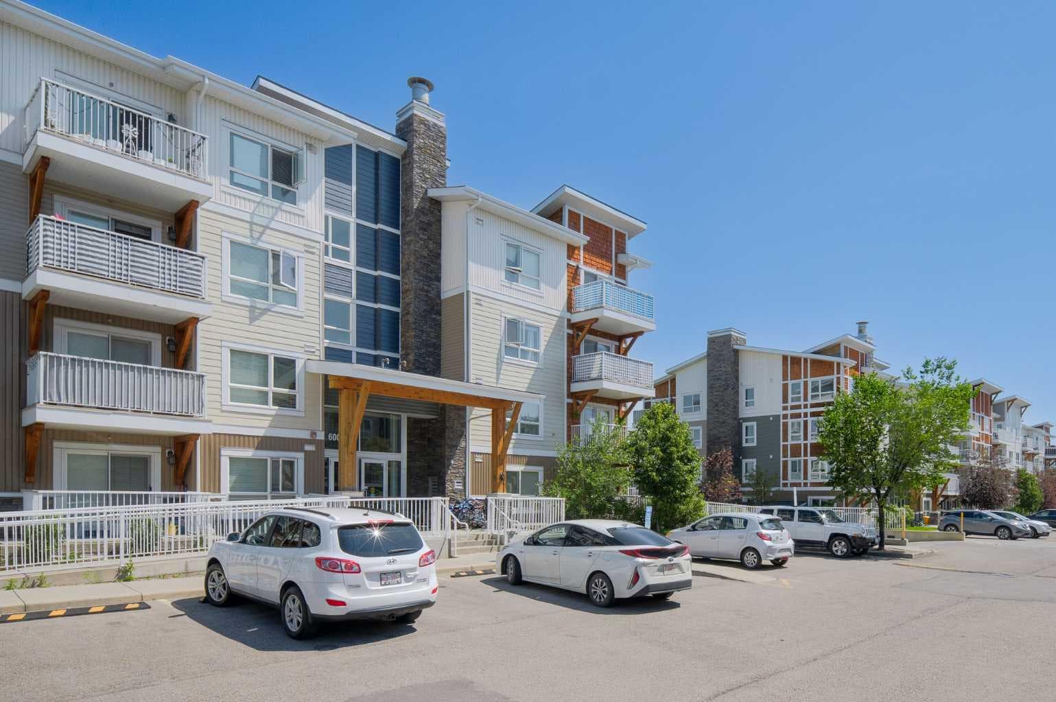 6305, 302 Skyview Ranch Drive NE