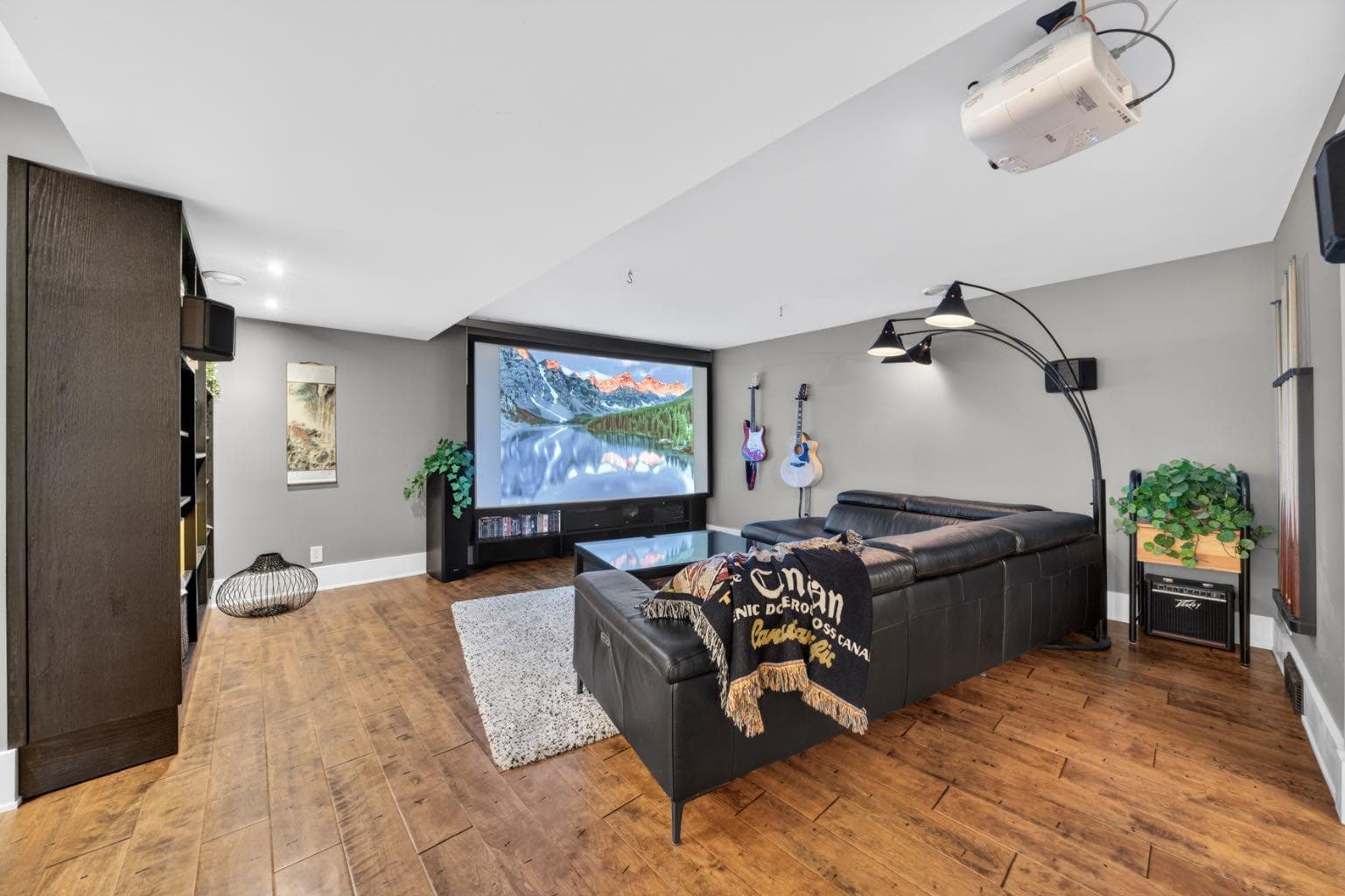3818 Elbow Drive SW