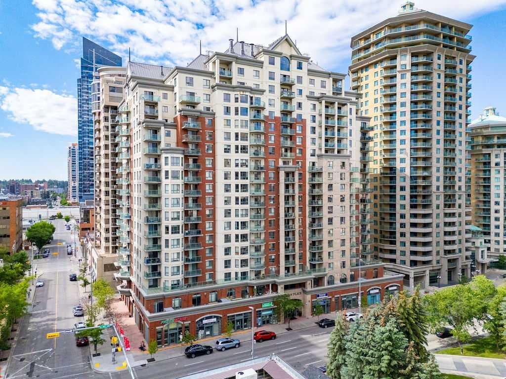 1008, 1111 6 Avenue SW