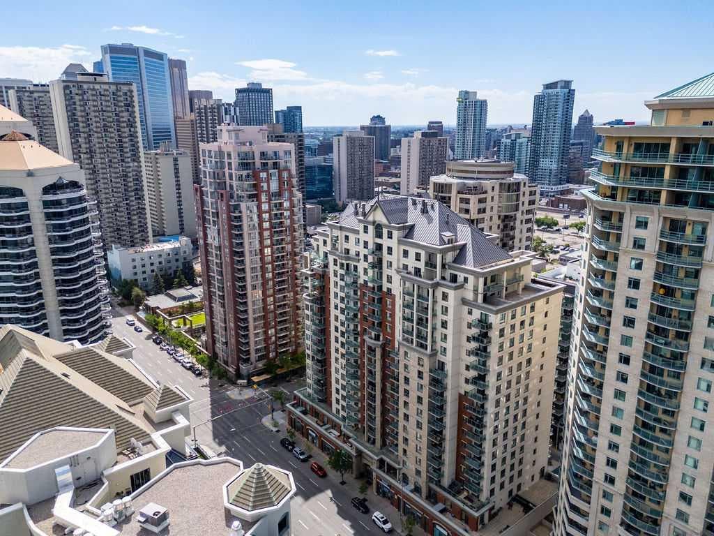 1008, 1111 6 Avenue SW
