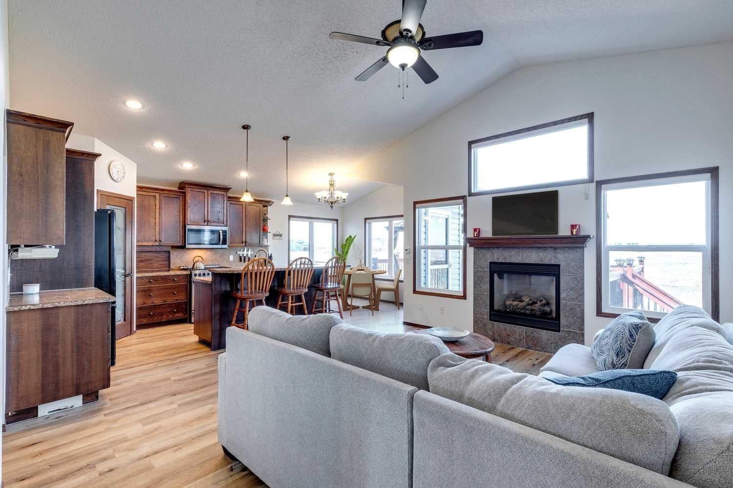 203 Bishop Mews NW