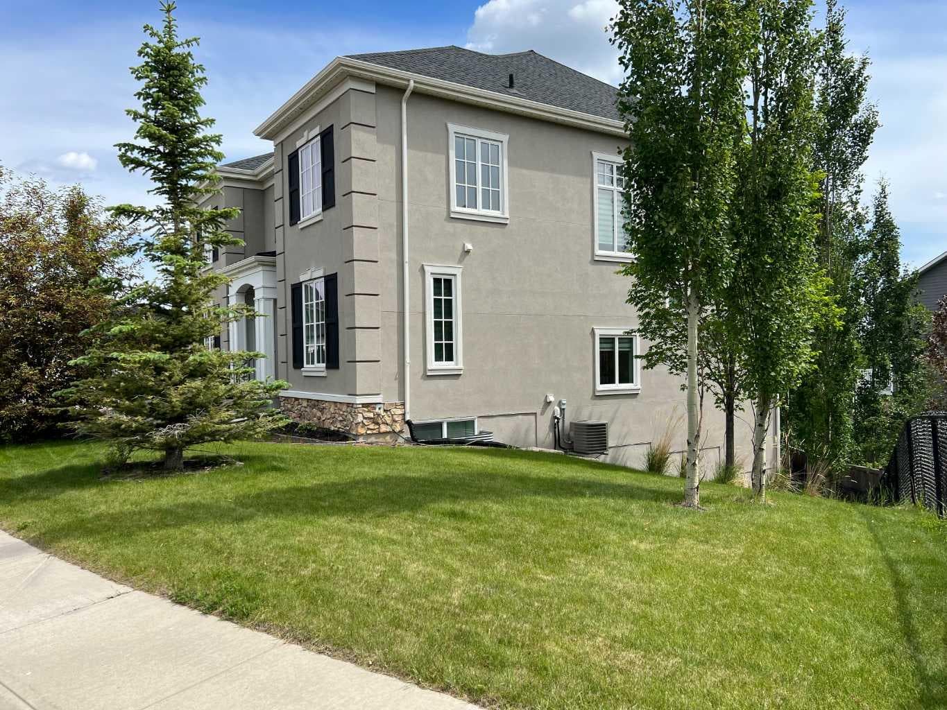 45 Rockcliff Heights NW