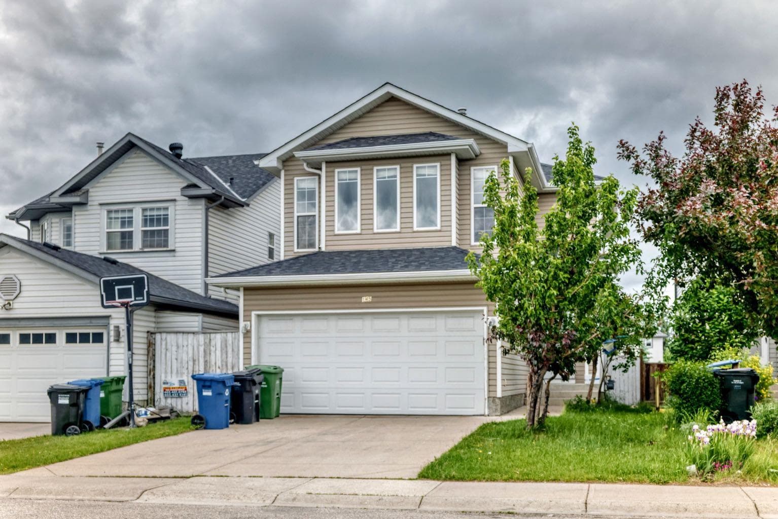 145 Martinvalley Crescent NE