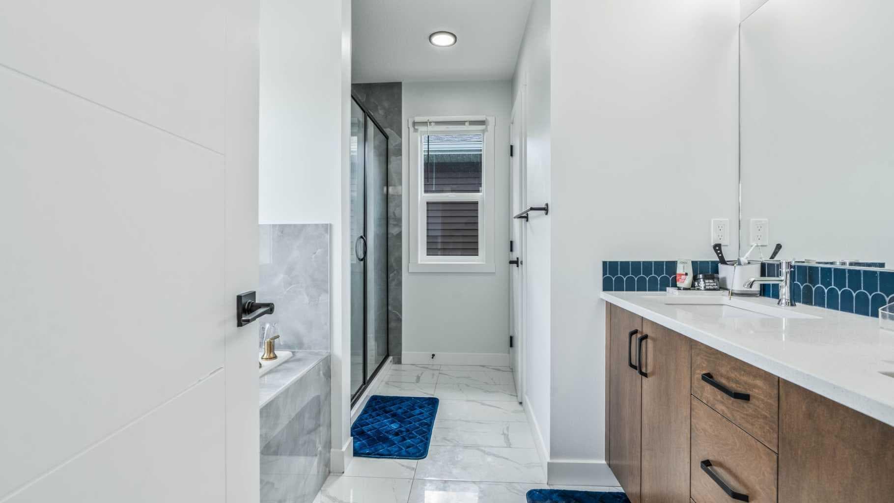 18 Clearwater Lane 