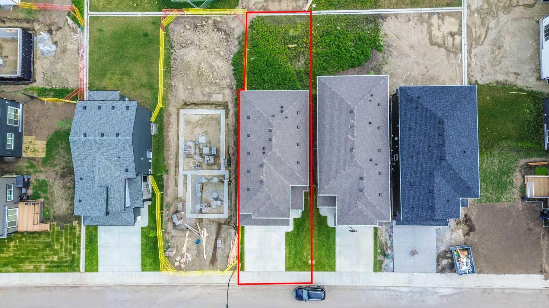 18 Clearwater Lane 