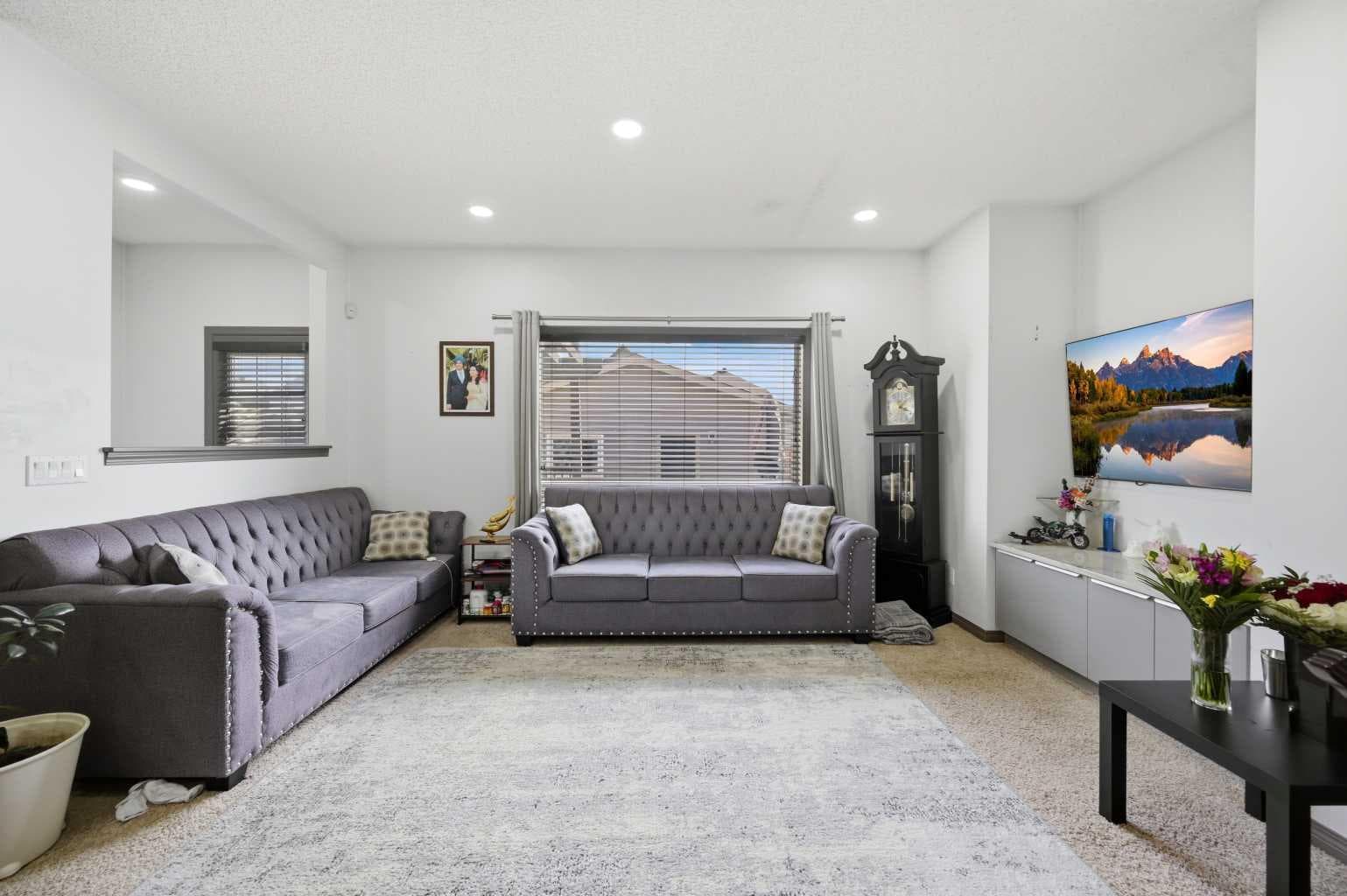 19 Skyview Point Road NE