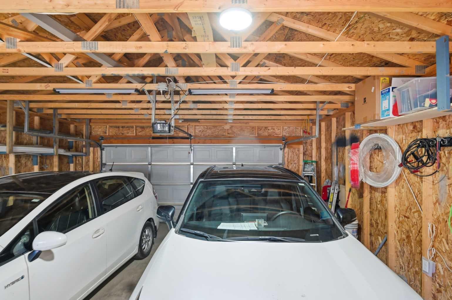 19 Skyview Point Road NE