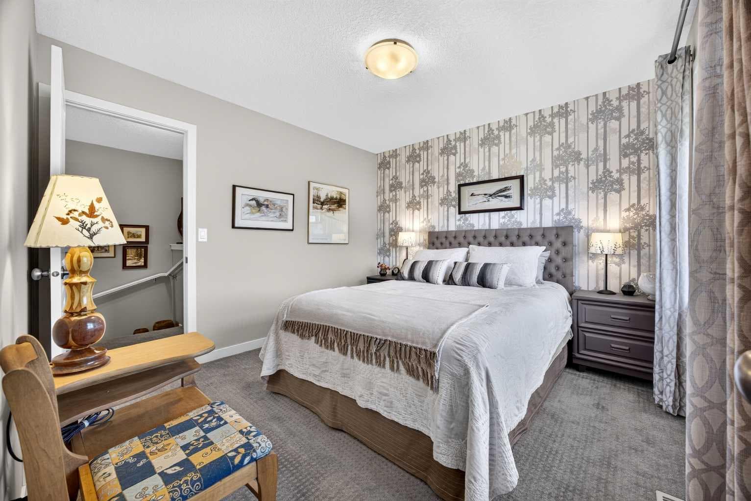 905, 881 Sage Valley Boulevard NW