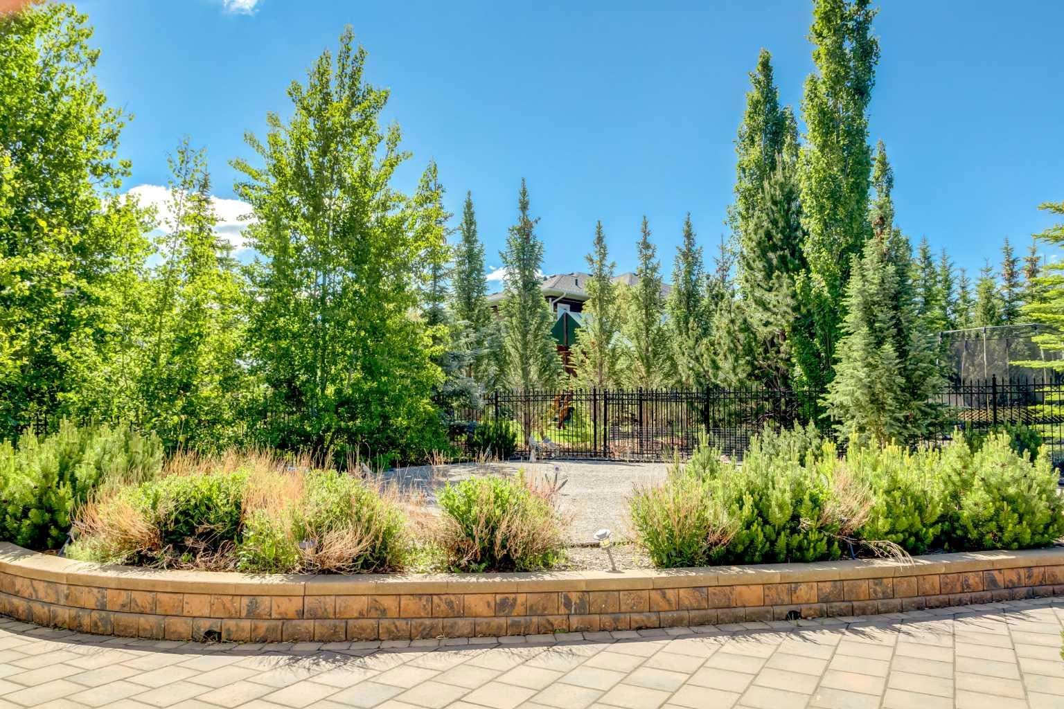 305 Spyglass Way 