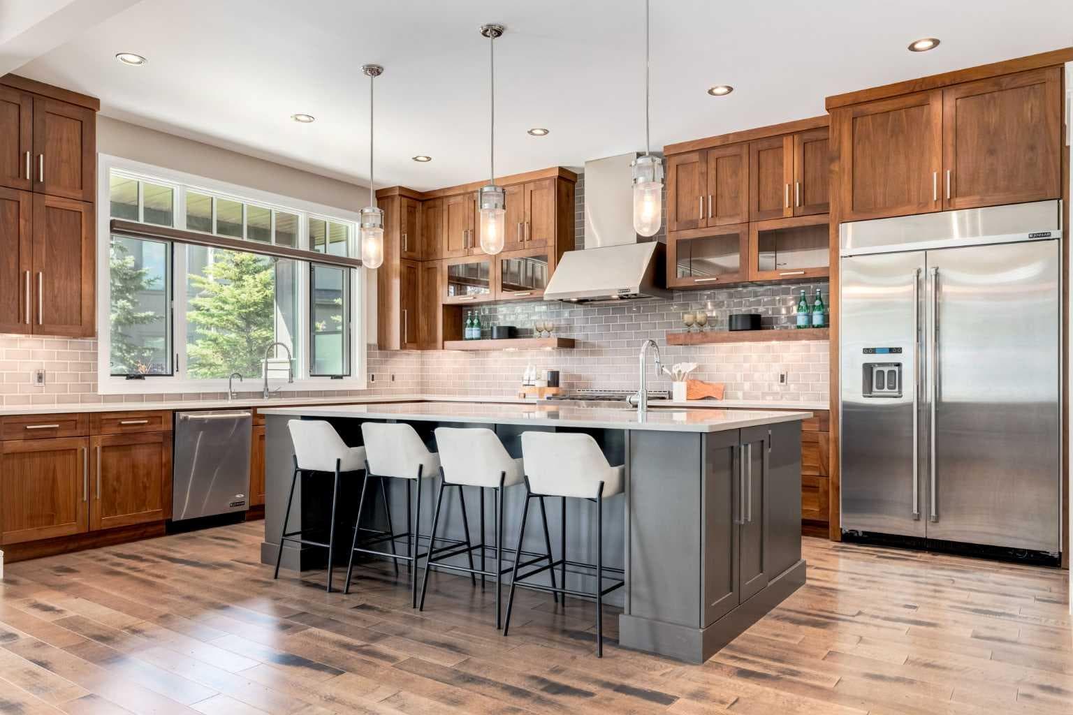 305 Spyglass Way 