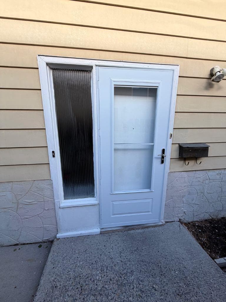 11129 - 11131 Sacramento Drive SW