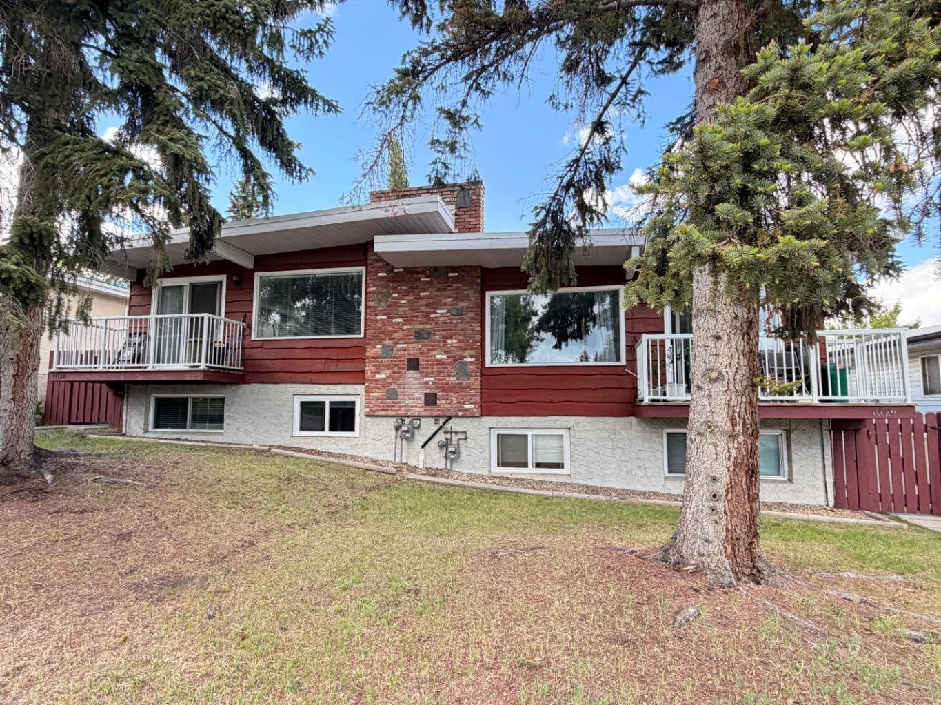11129 - 11131 Sacramento Drive SW