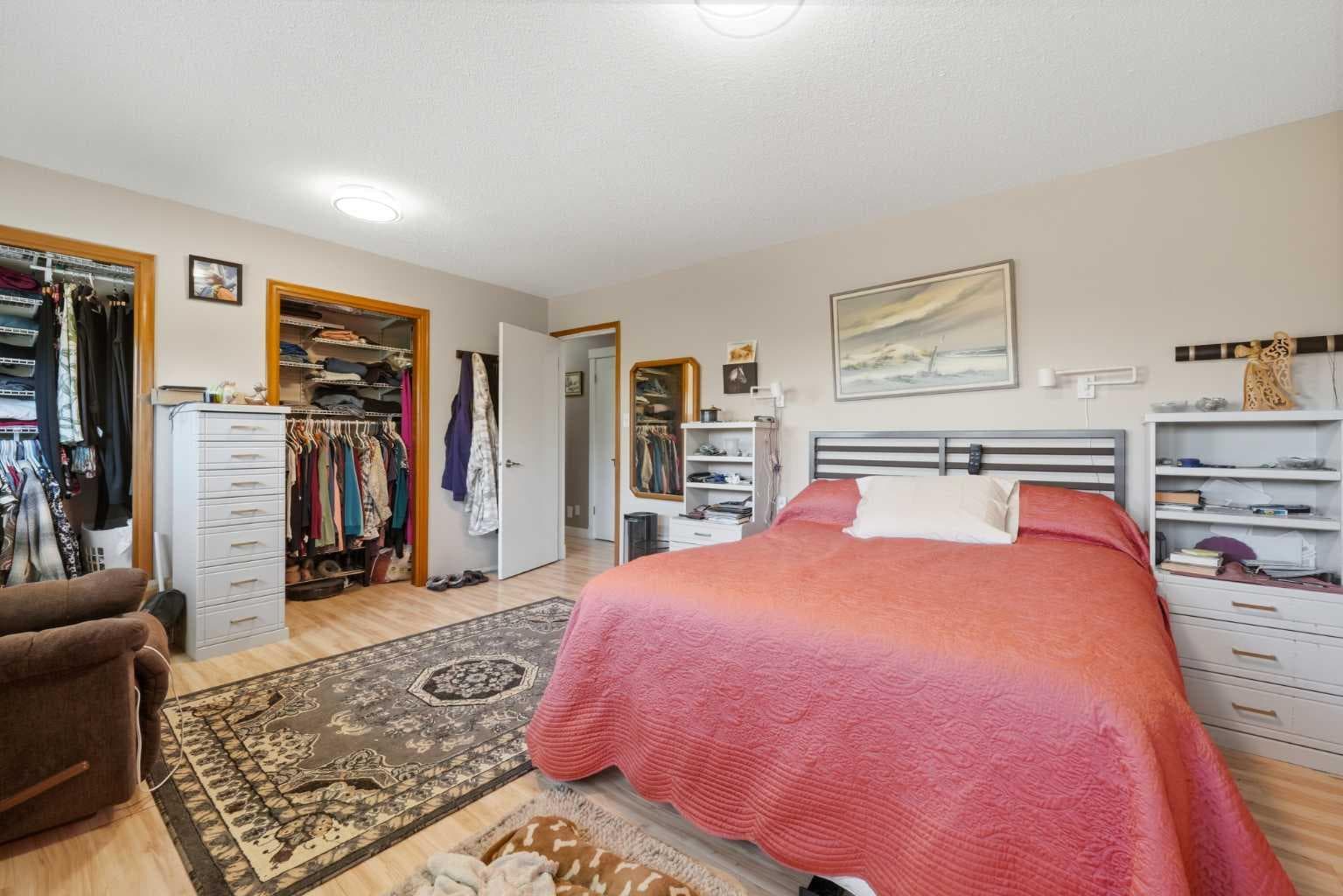 283080 Township Road 254  