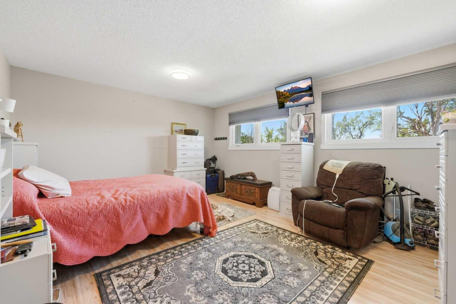 283080 Township Road 254  