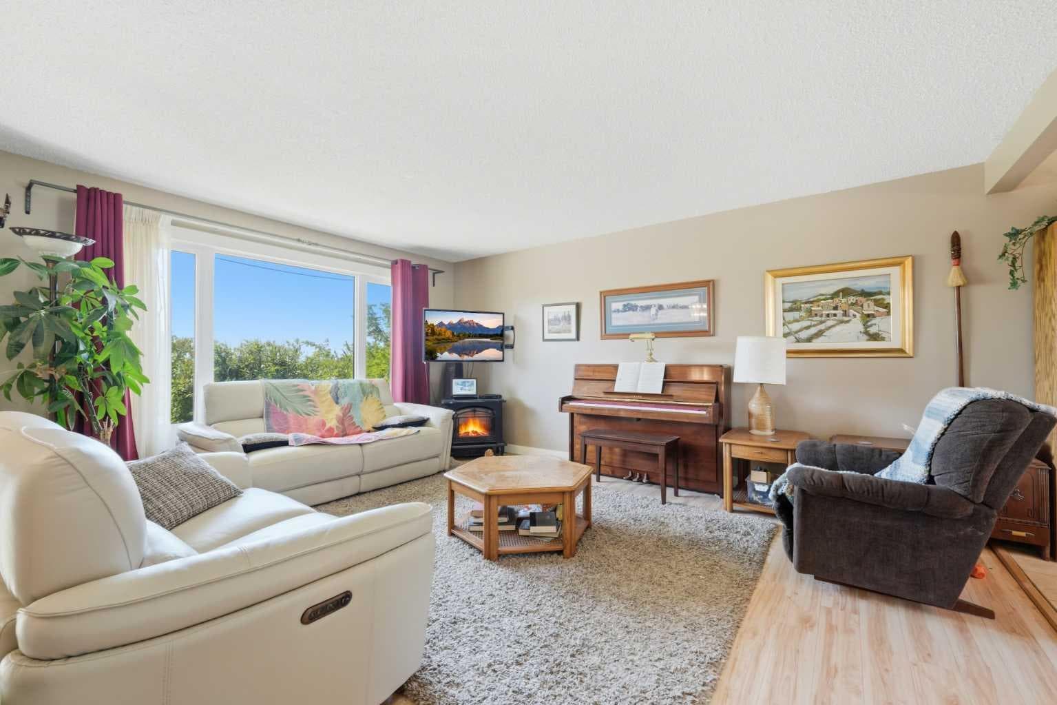 283080 Township Road 254  