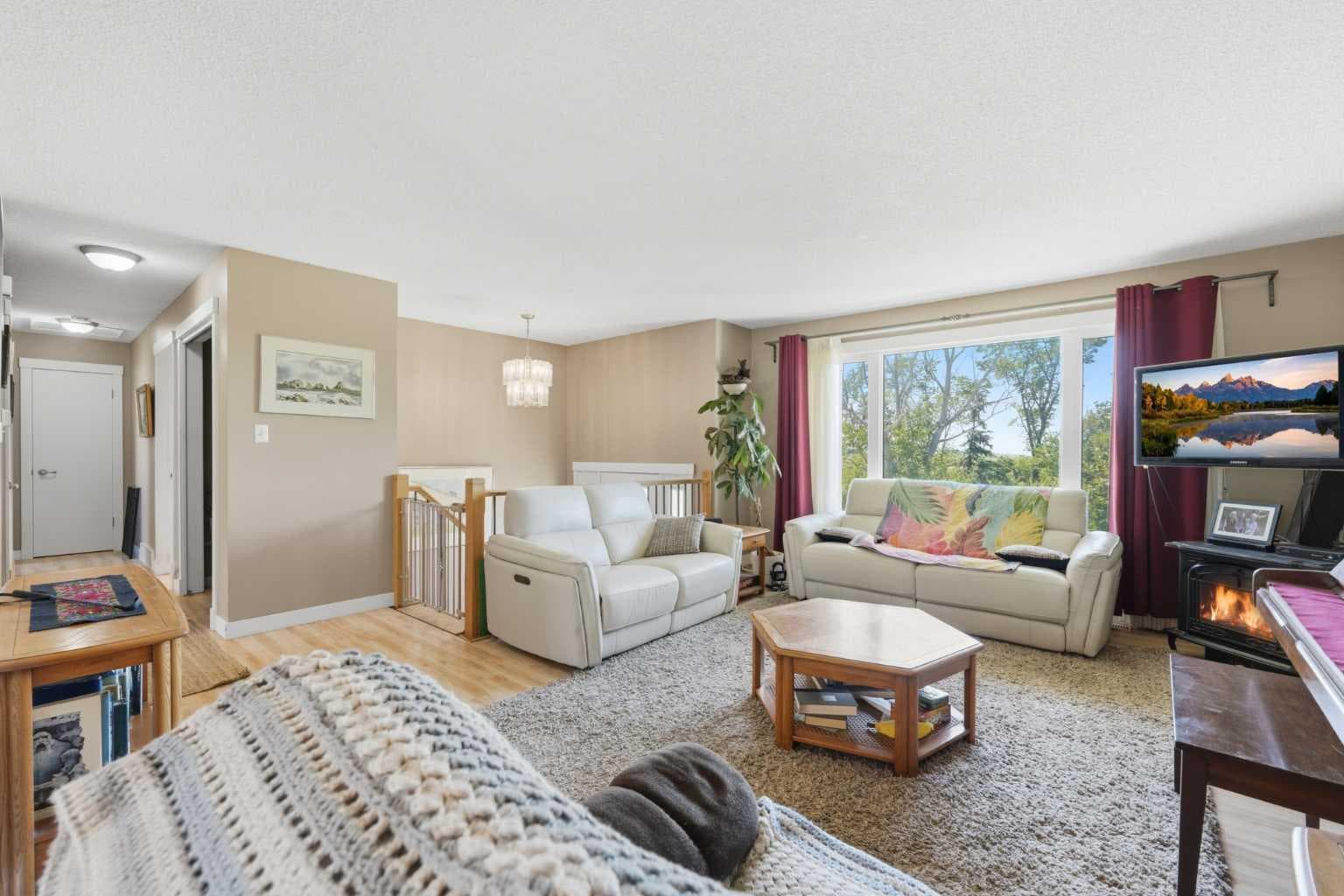 283080 Township Road 254  