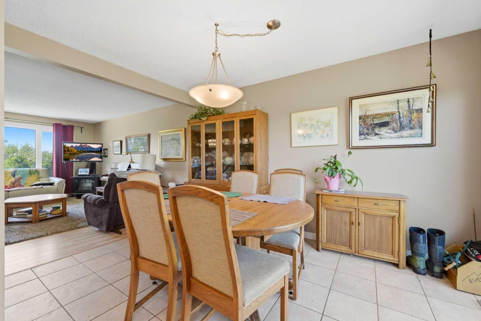 283080 Township Road 254  
