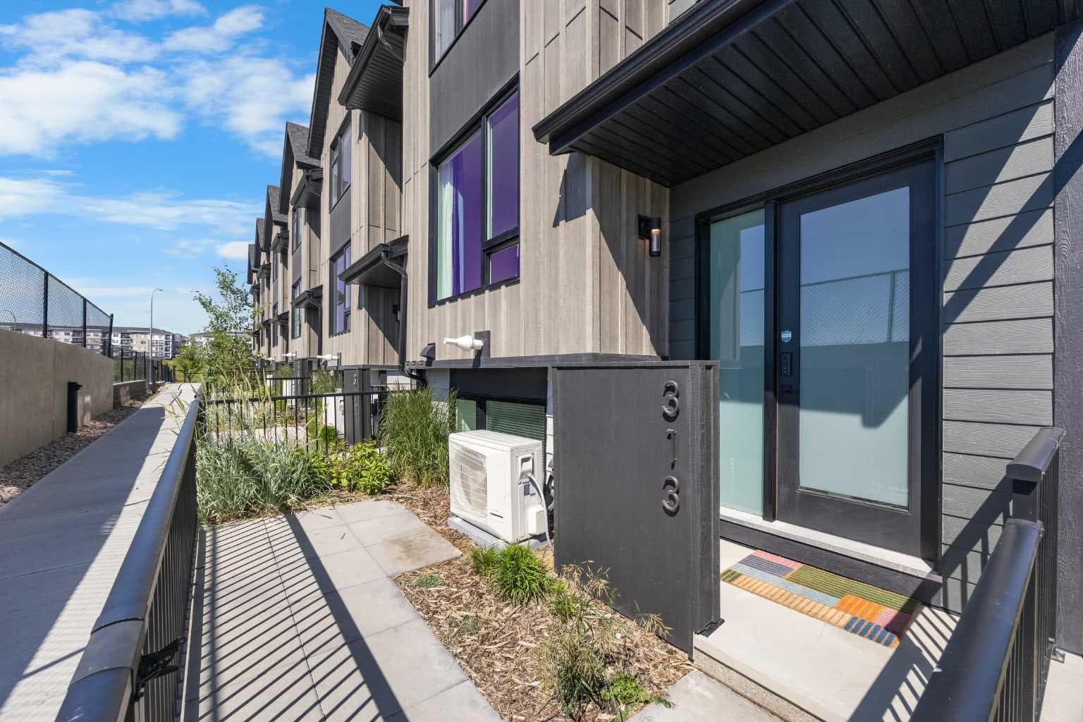 313, 85 Sage Hill Heights NW