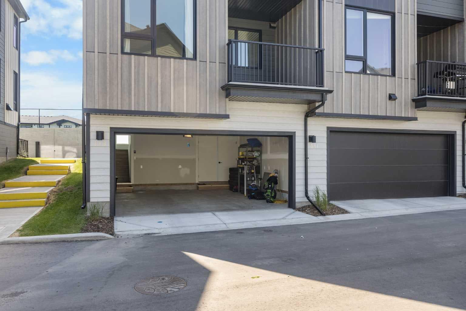 313, 85 Sage Hill Heights NW